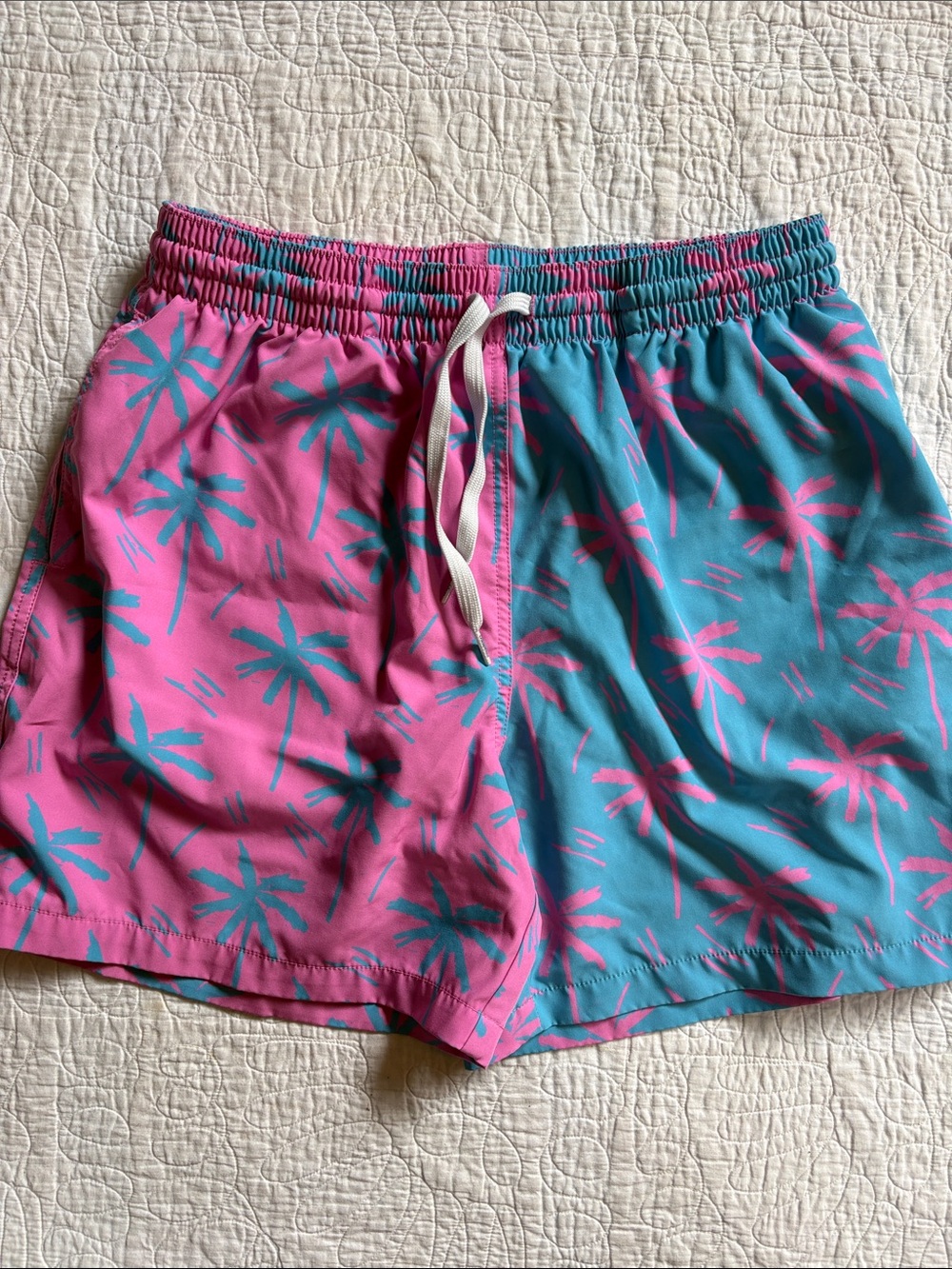 chubbies Pink and Teal Palm-Print Athletic Shorts 5.5”